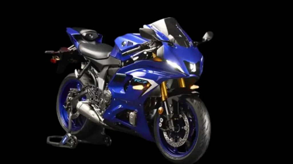Yamaha R7